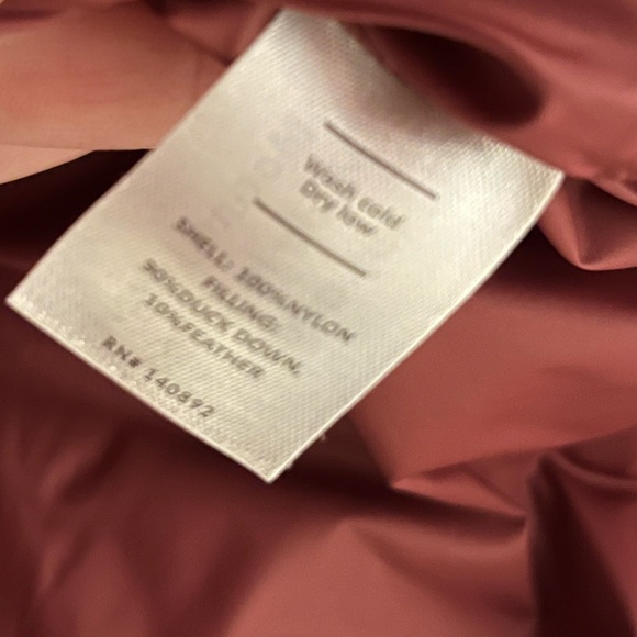 Marine Layer Laney Puffer Coat - Picture 9 of 9